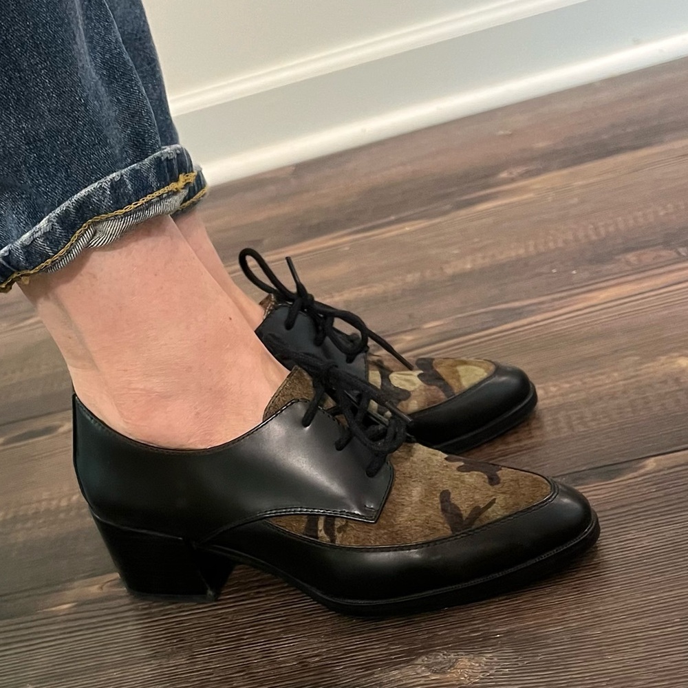 Banana Republic Leather Black Brown Lace-Up Shoes loafers camouflage size 6